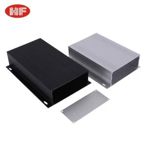 Carcasă de extrudare din aluminiu cu capace de capăt
